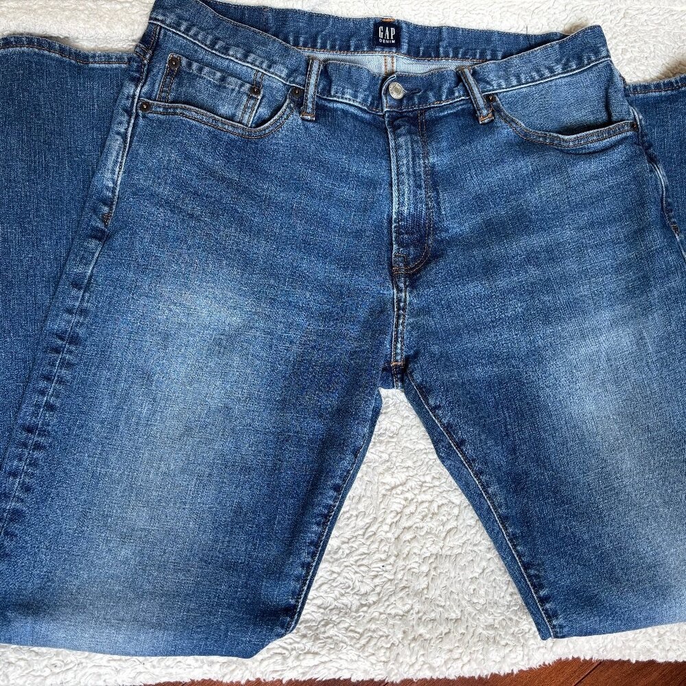 GAP For Good 1969 Men's Blue Denim Jeans Size 34x32 Athletic Medium Wash